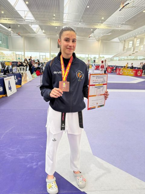 Noa Basart bronce en el campeonato de España junior,
Muchas felicidadess!!💪🏻💪🏻